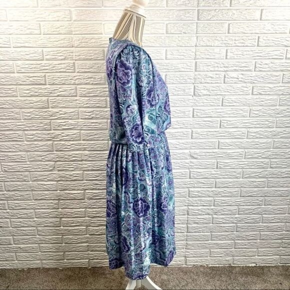 Vintage MCS Ltd Floral Midi Dress with a Pleated Skirt Petite Size 6P - Picture 5 of 8